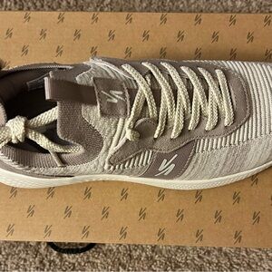 Stylish and Comfortable Sneakers for Women